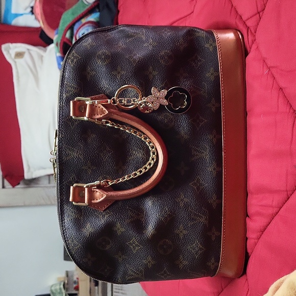 ππHOST PICK ππ  π― Authentic Louis Vuitton Alma ***FINAL PRICE*** - Picture 2 of 15